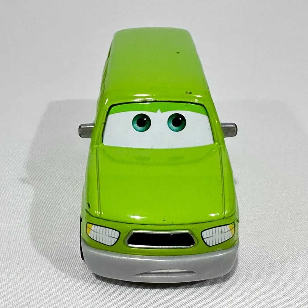 Disney Pixar Cars Charlie Cargo Deluxe Sarge’s Bootcamp Die-cast